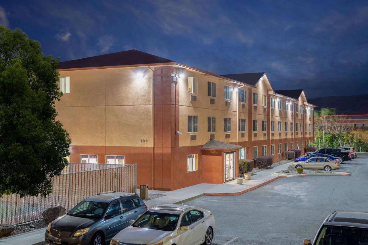 Super 8 By Wyndham The Dalles Or Ngoại thất bức ảnh