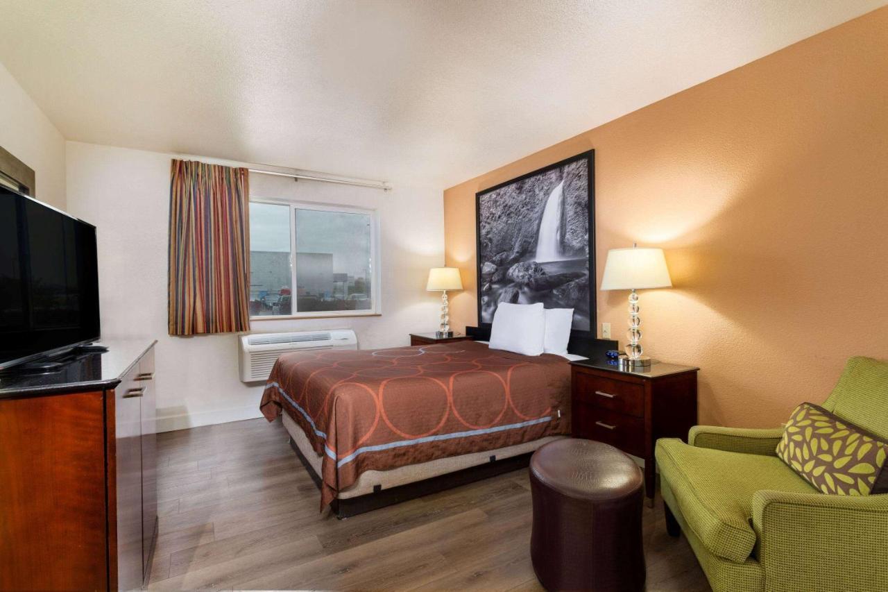 Super 8 By Wyndham The Dalles Or Ngoại thất bức ảnh